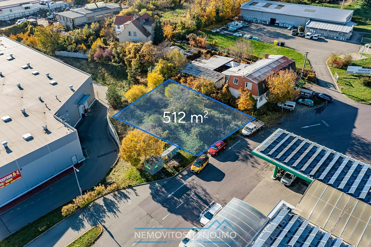 Prodej komerčního pozemku 512 m²